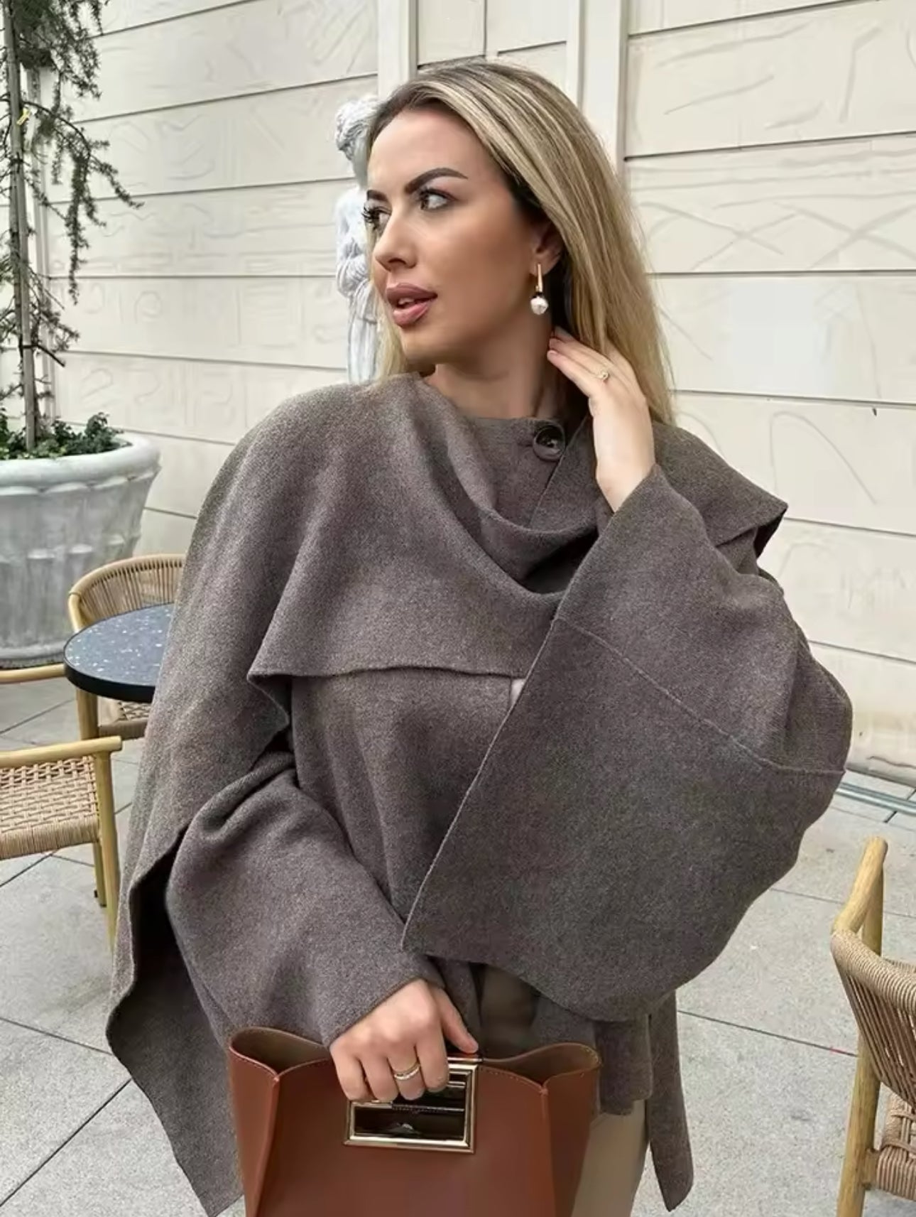 Noriva™ | Klassisk cardigan med skjerf