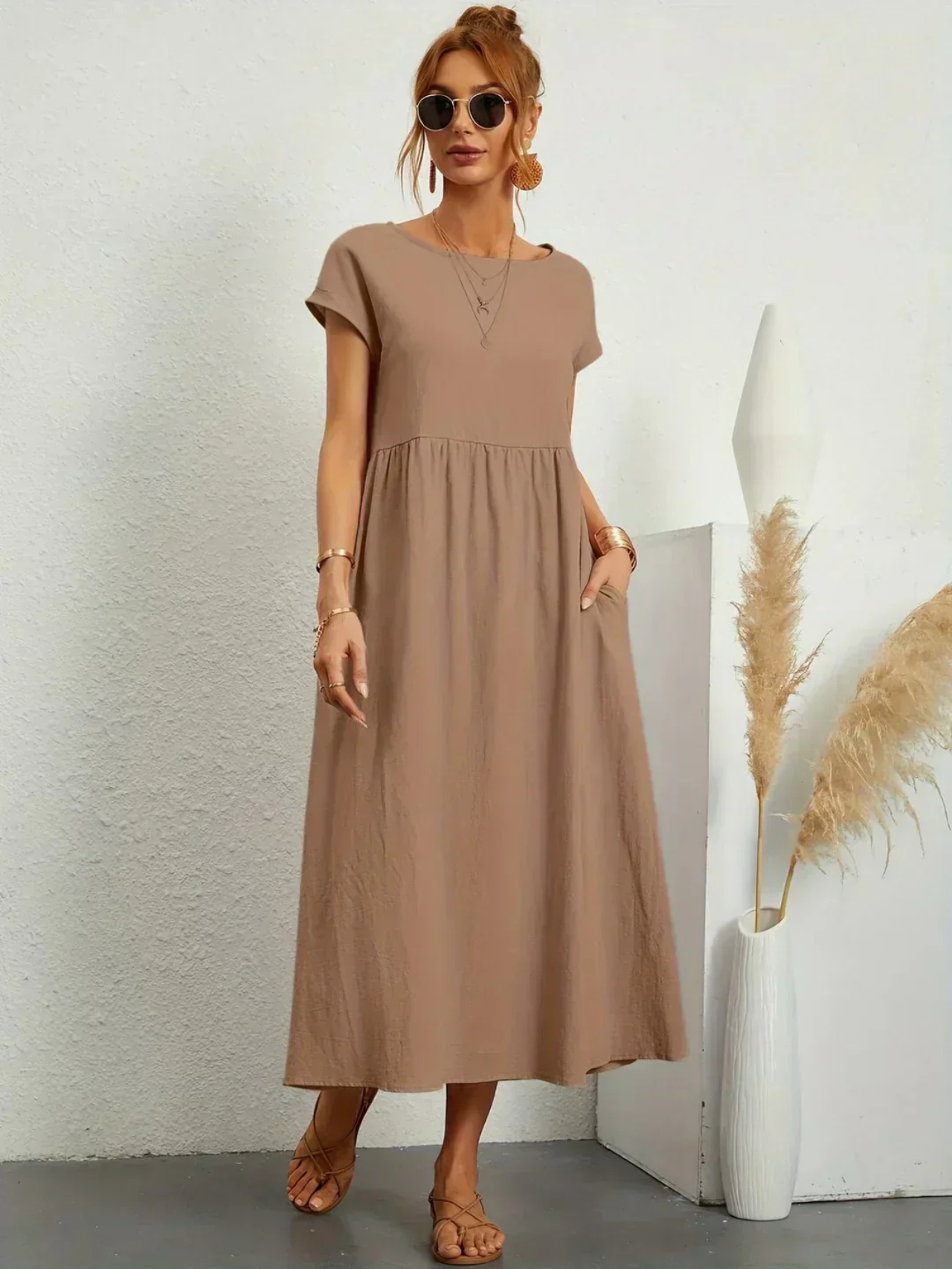 Noriva™ | Elegant kjole med rund hals