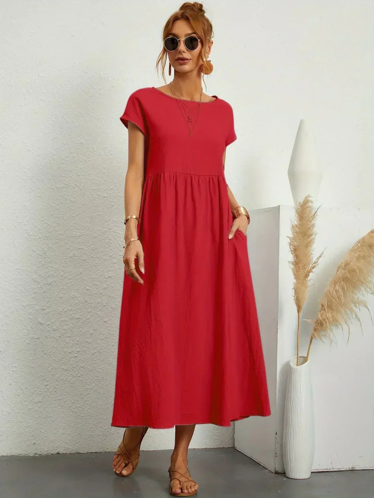 Noriva™ | Elegant kjole med rund hals