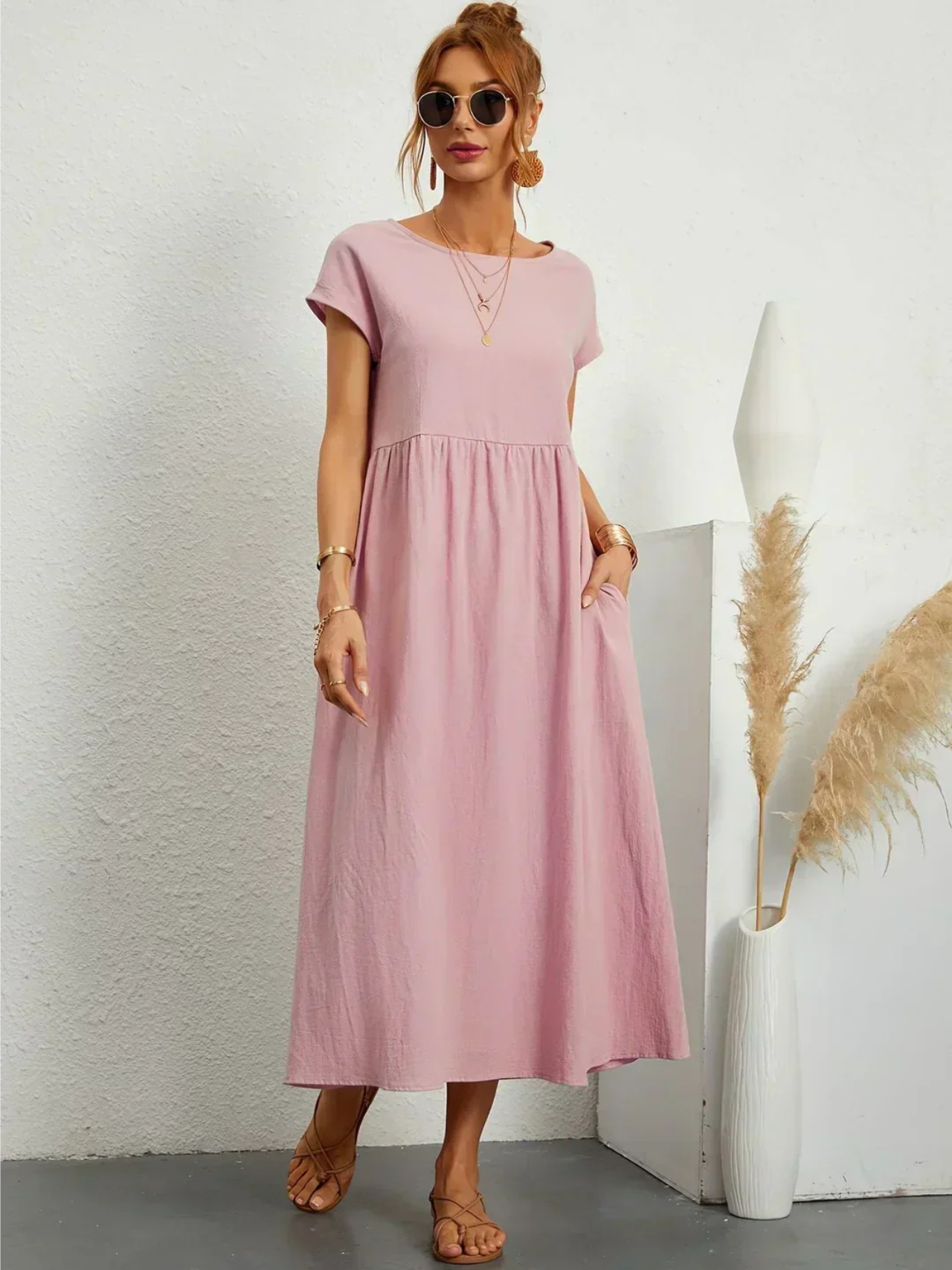 Noriva™ | Elegant kjole med rund hals
