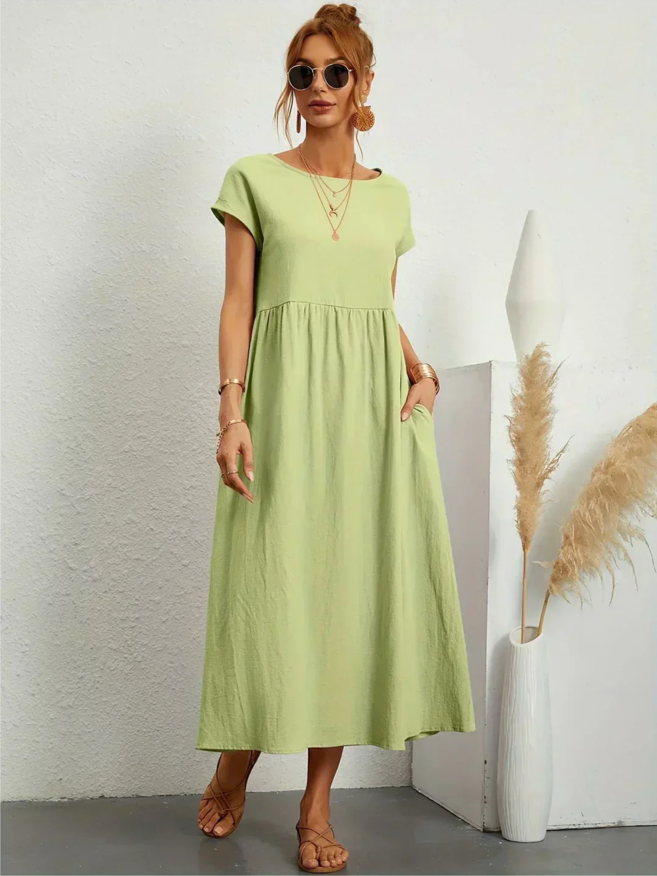 Noriva™ | Elegant kjole med rund hals